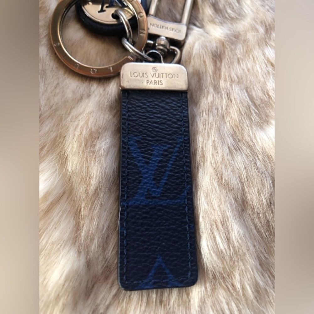 Louis Vuitton Neo Club Charm KeyChain with box impeccable condition - Picture 7 of 8